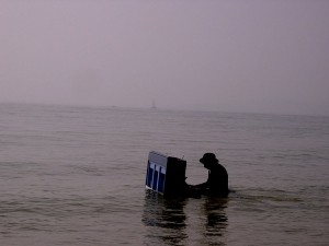 piano-in-the-sea-004